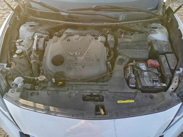 Nissan Maxima S Image 11