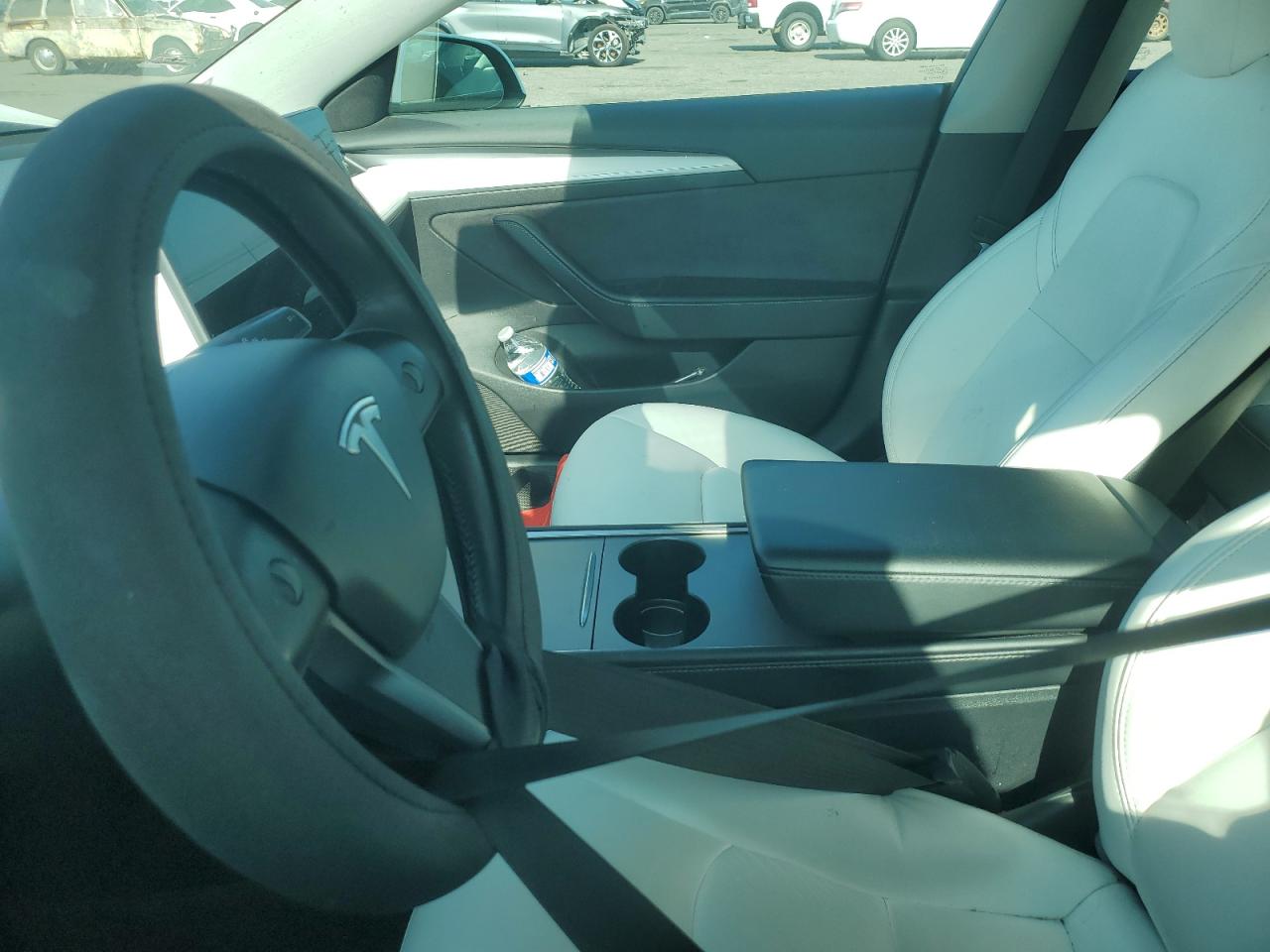 Tesla Model 3 Image 5