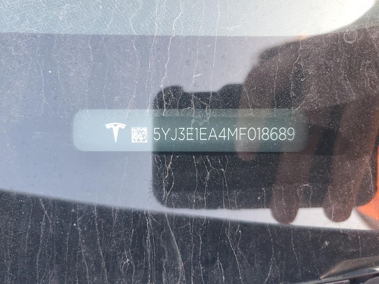 Tesla Model 3 Image 7