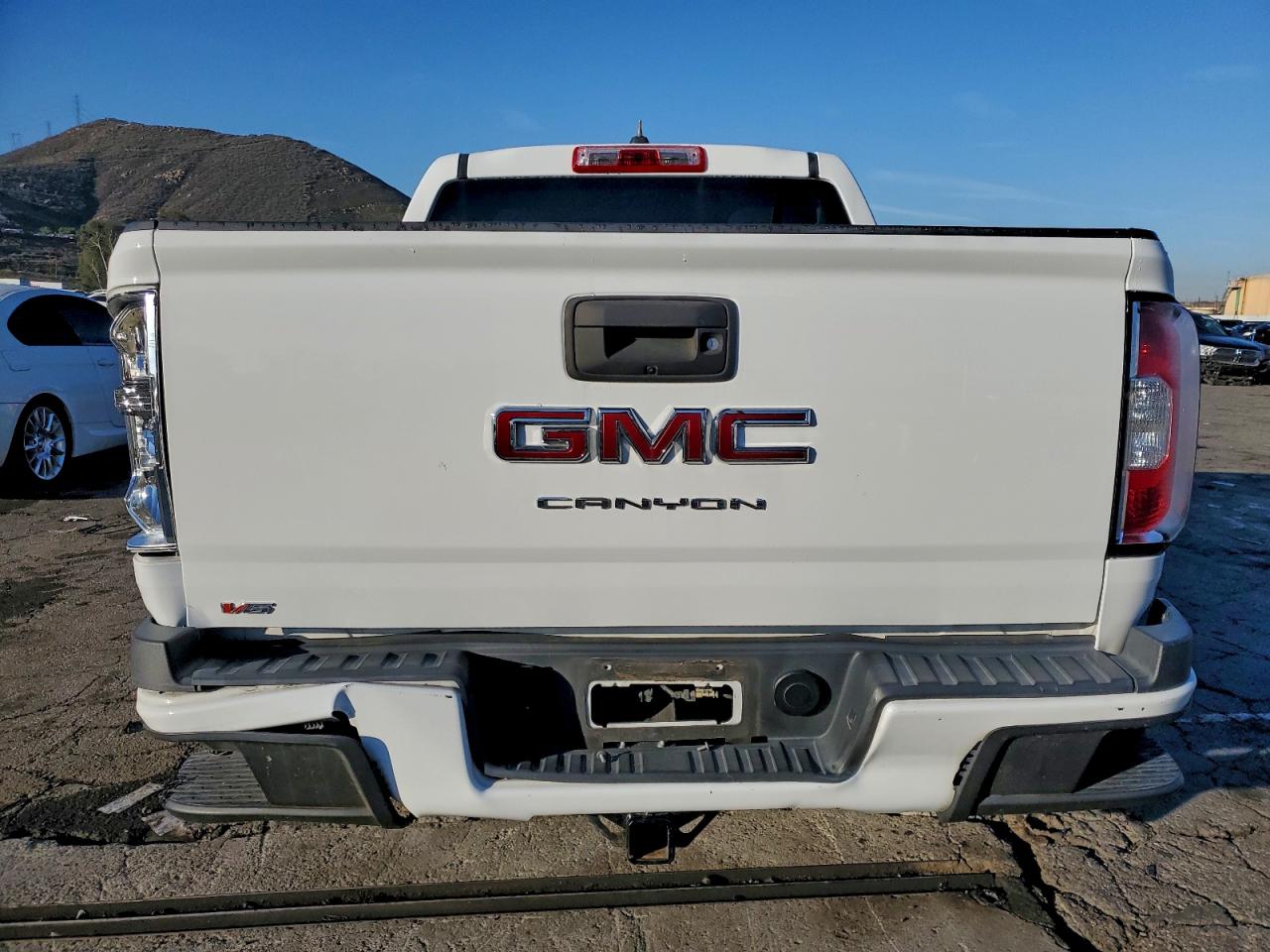 GMC Canyon Elevation Image 12