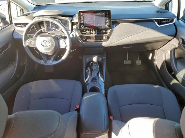 Toyota Corolla Le Image 4